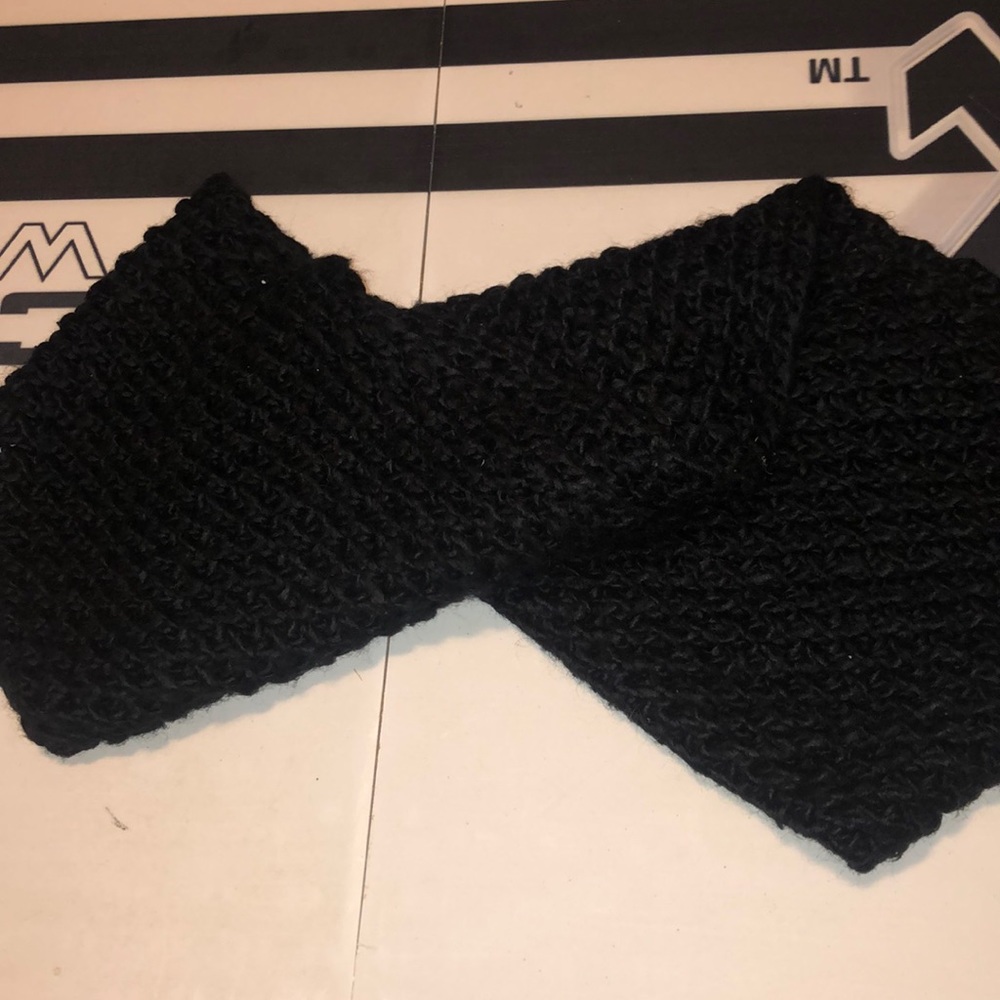 Infinity Scarf - Picture 3 of 3